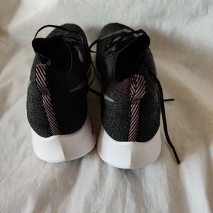 Nike Zoom Fly Flyknit
